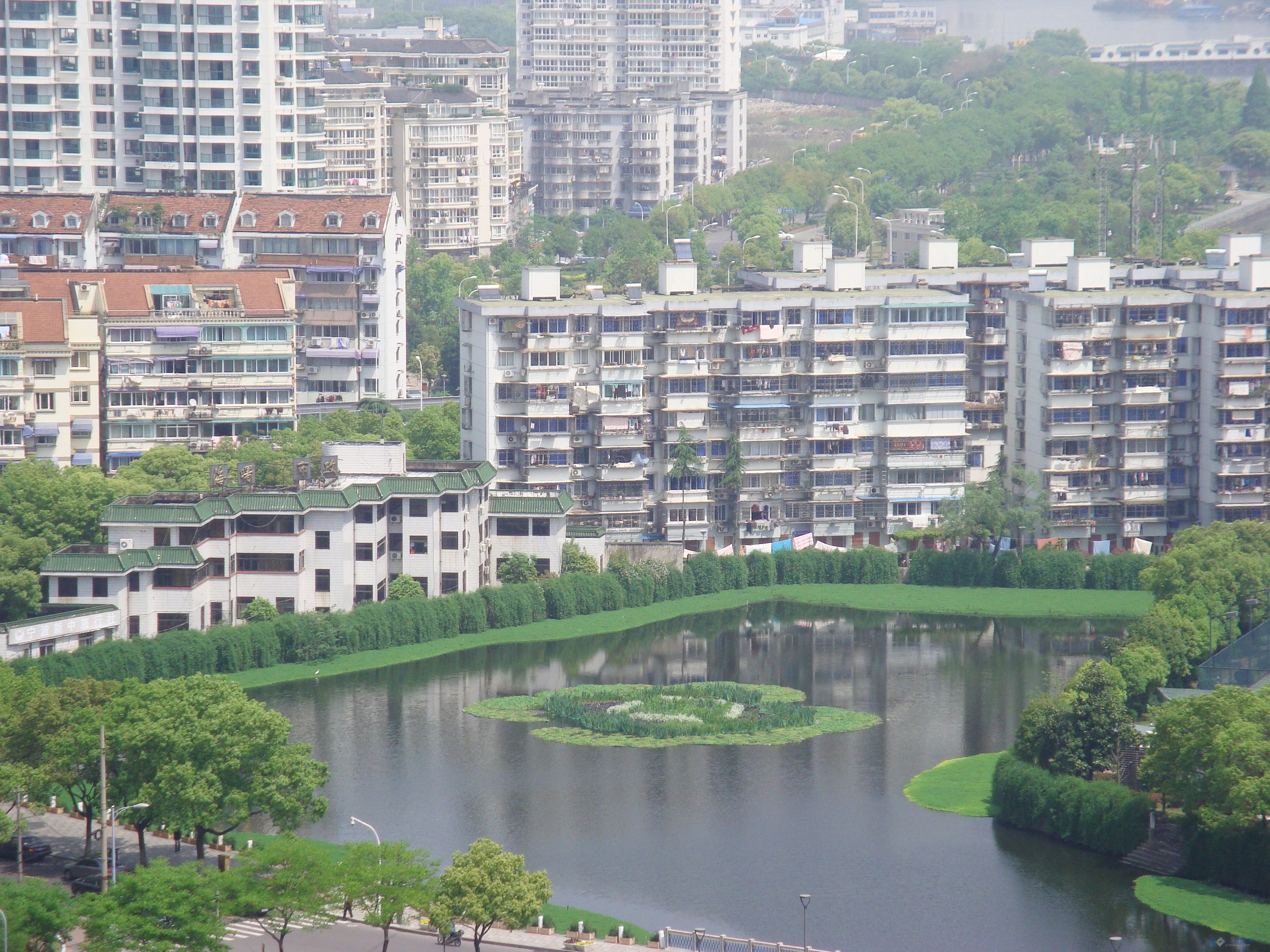 湖南草字頭生態(tài)環(huán)境建設有限公司,人造草坪假草皮,湖南雨水收集處理工藝